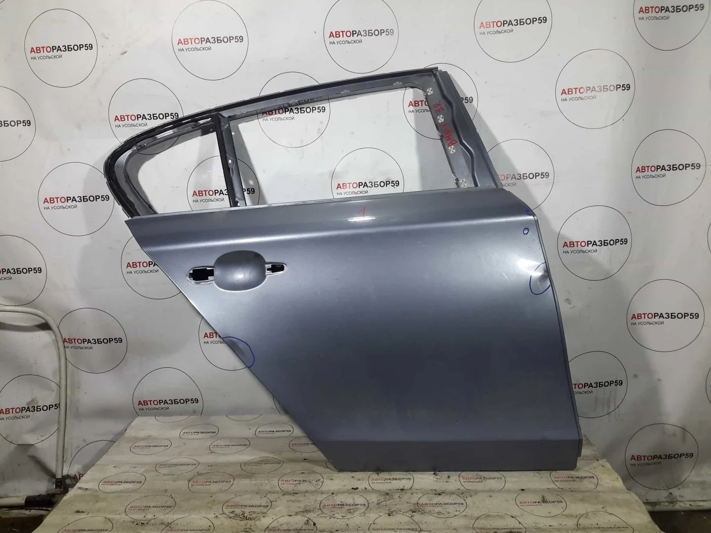 Дверь задняя правая BMW 1 E87