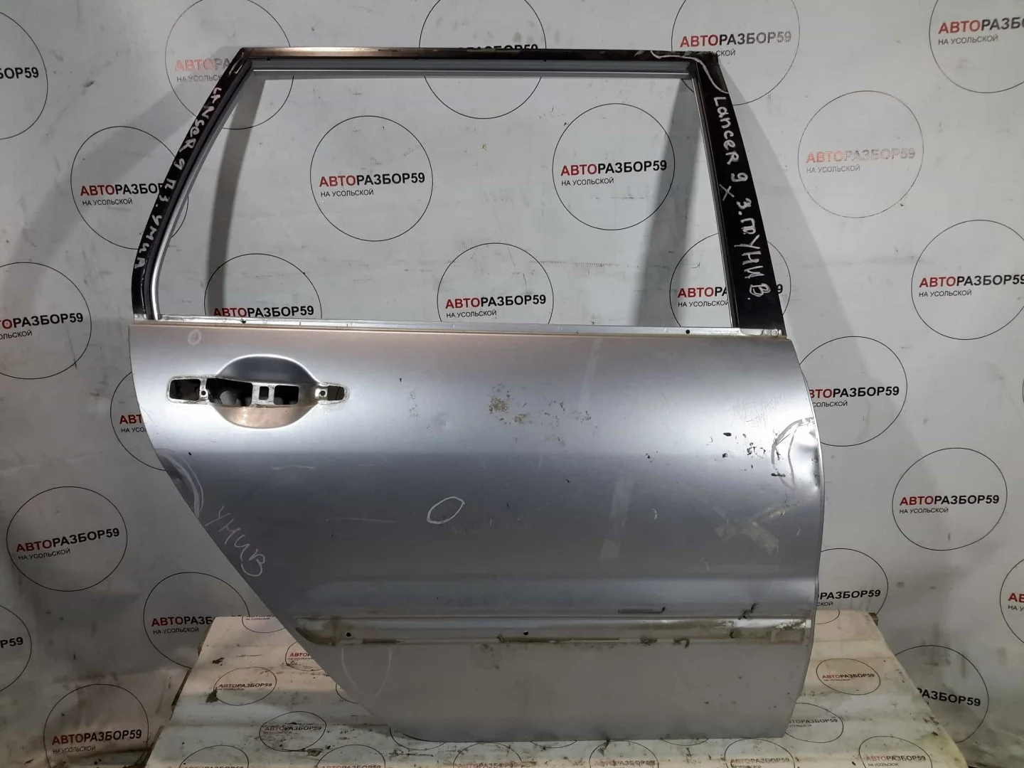 Дверь задняя правая Mitsubishi Lancer 9