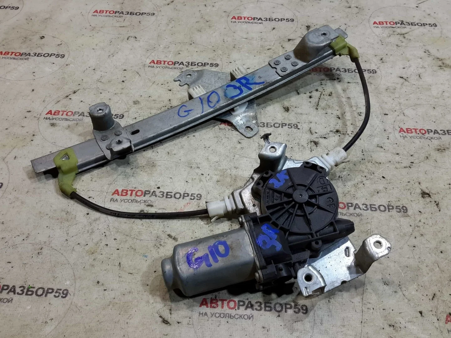 Стеклоподъемник задний правый Nissan Qashqai J10