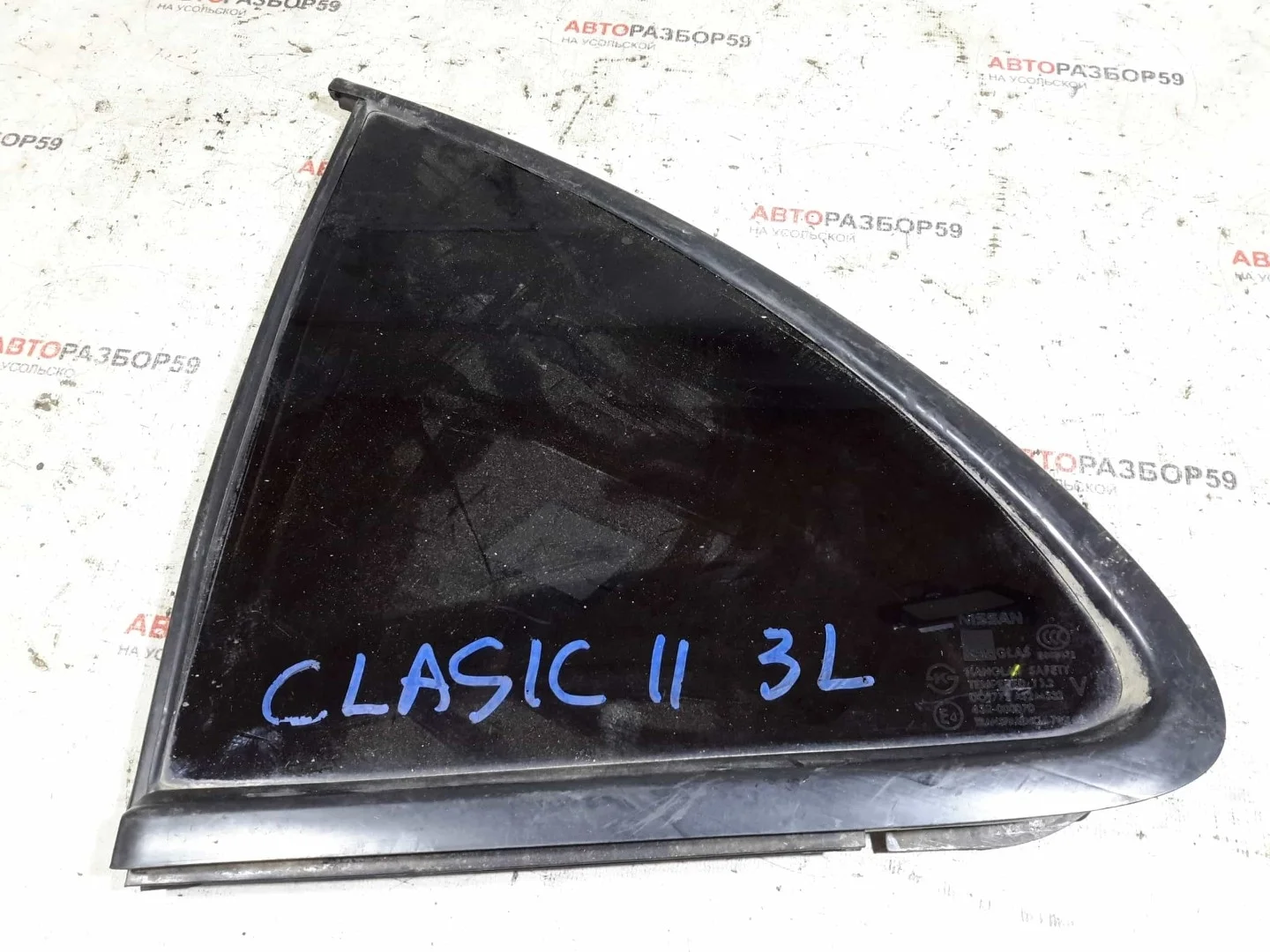 Форточка двери задняя левая Nissan Almera Classic B10