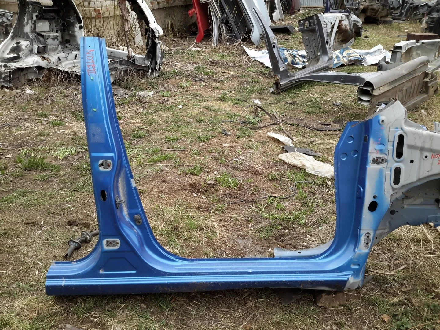 Порог правый Nissan Note E11