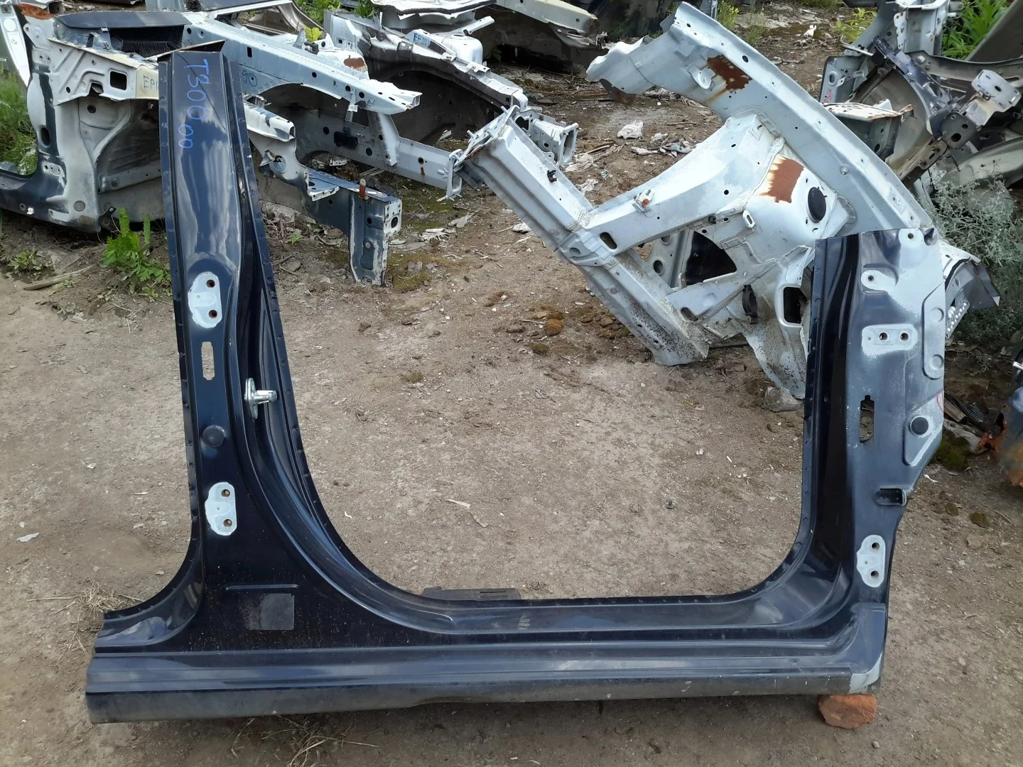 Порог правый Chevrolet Aveo T300