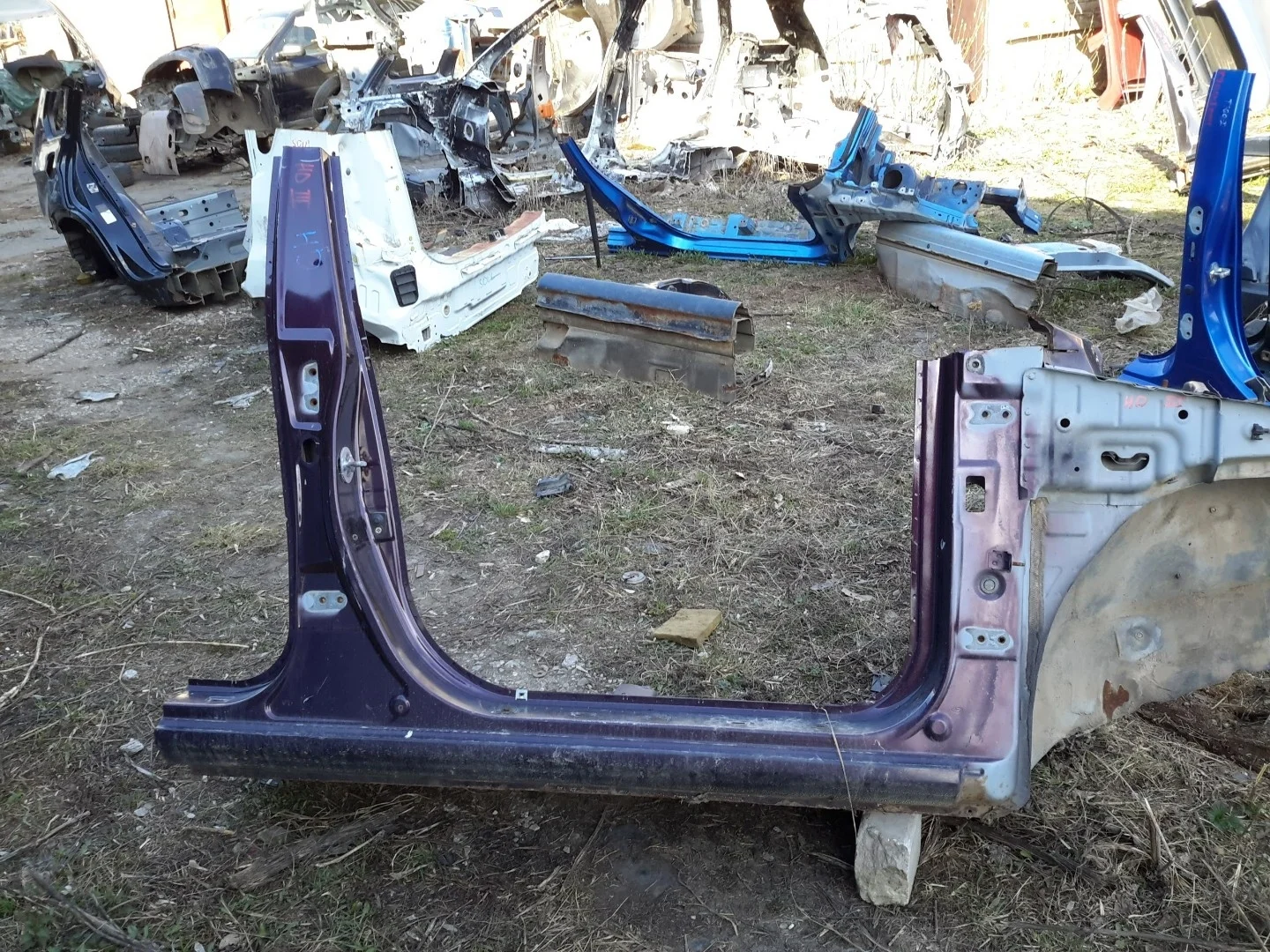 Порог правый Hyundai Elantra HD