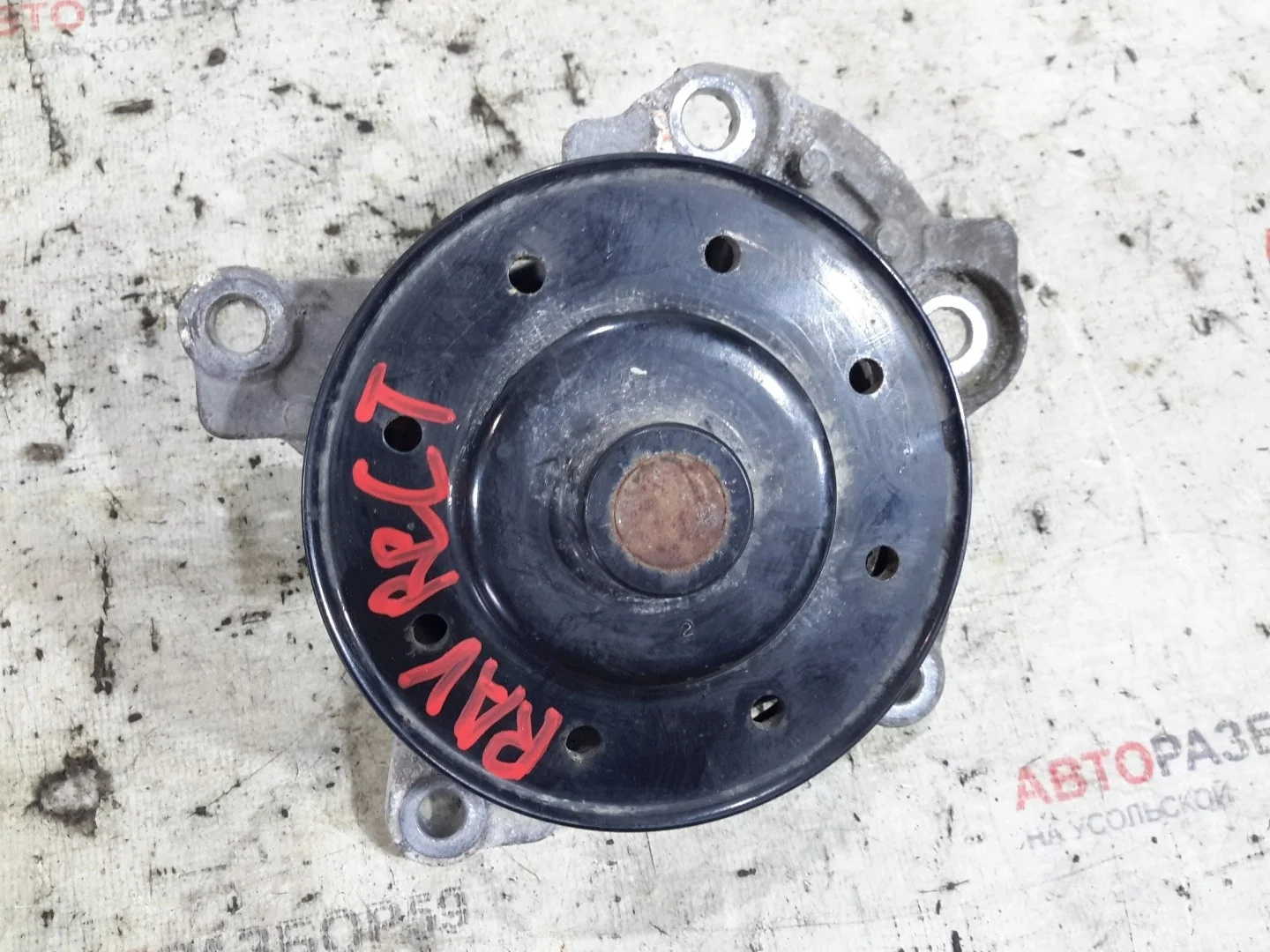 Помпа Toyota RAV4 3