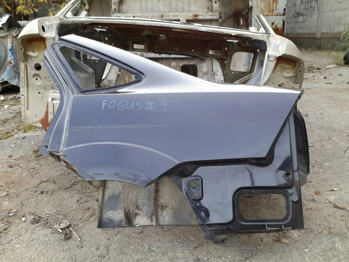 Крыло заднее левое Ford Focus 2