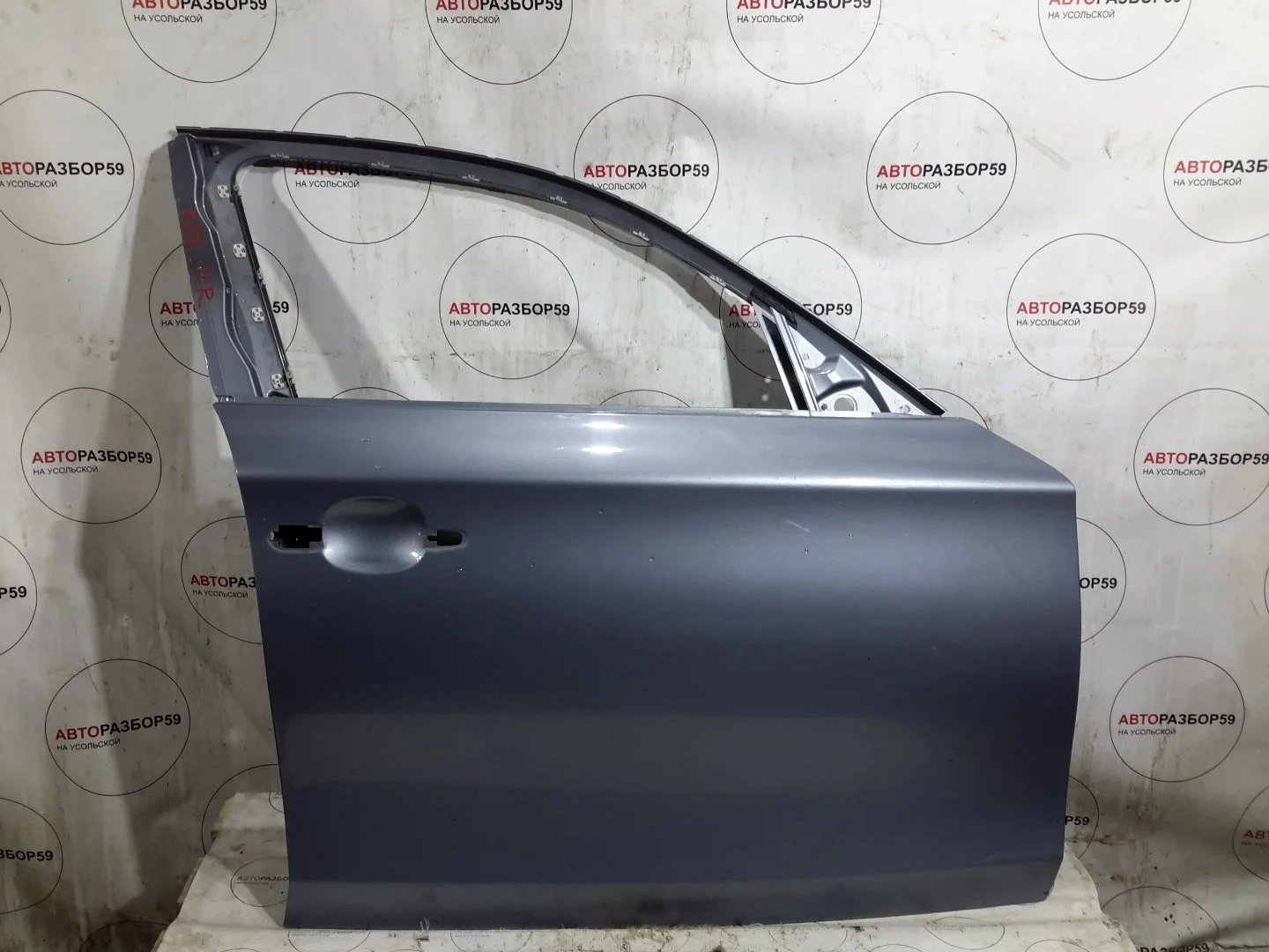 Дверь передняя правая BMW 1 E87