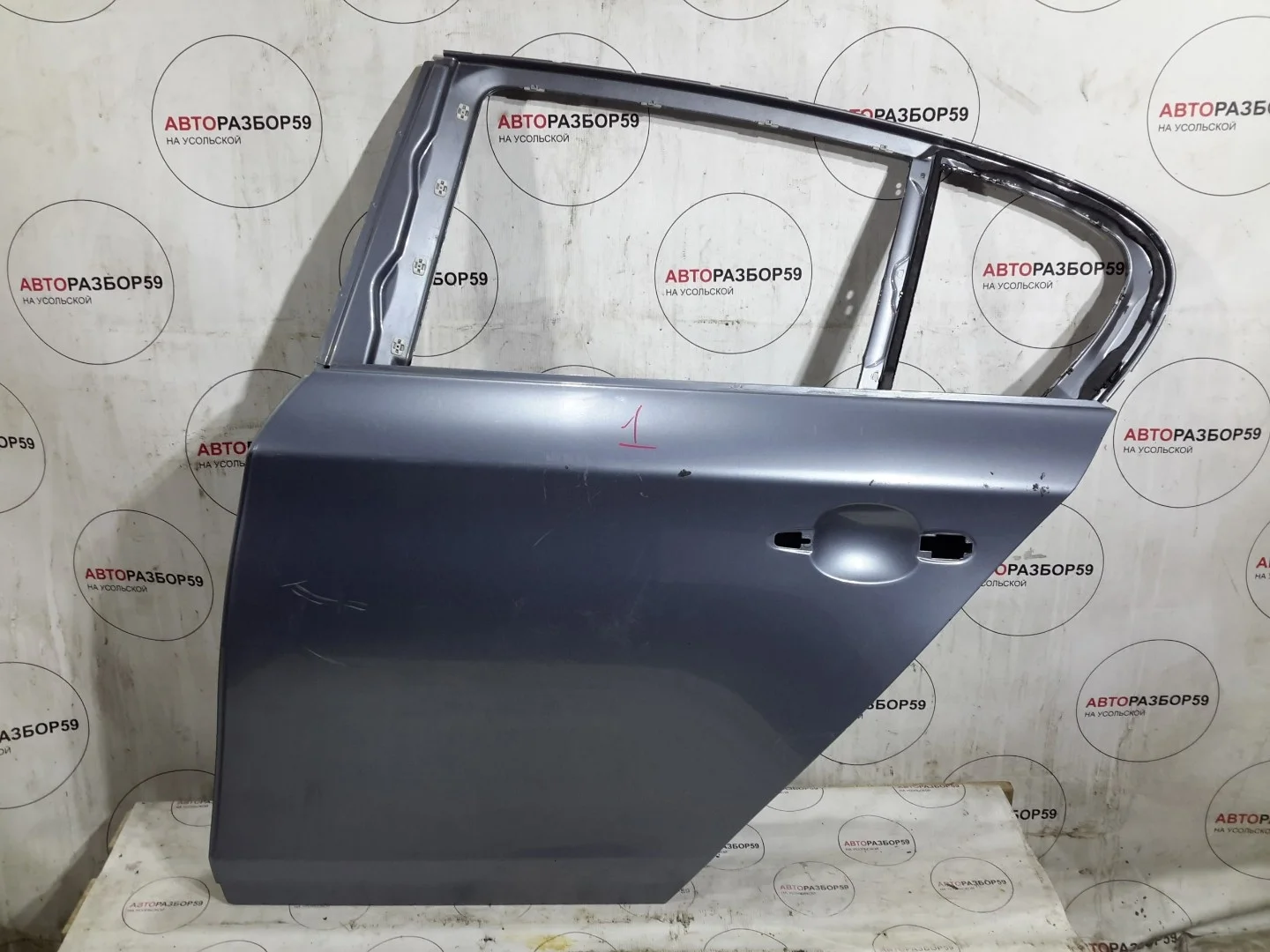 Дверь задняя левая BMW 1 E87