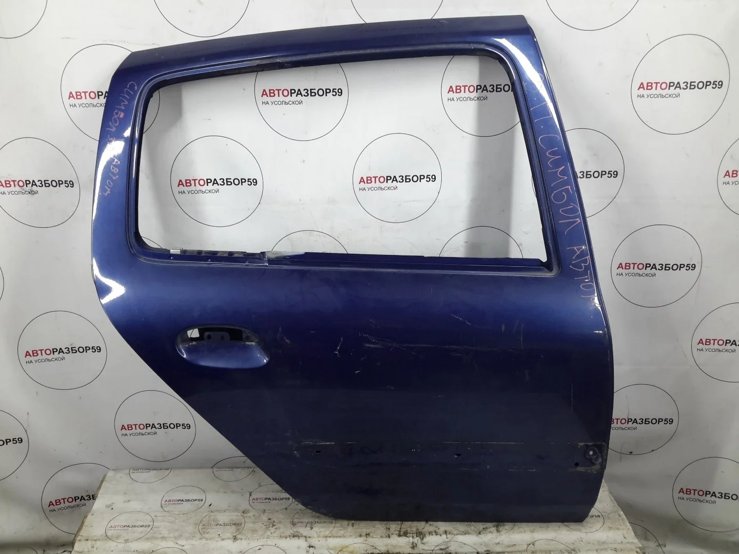 Дверь задняя правая Renault Symbol 1