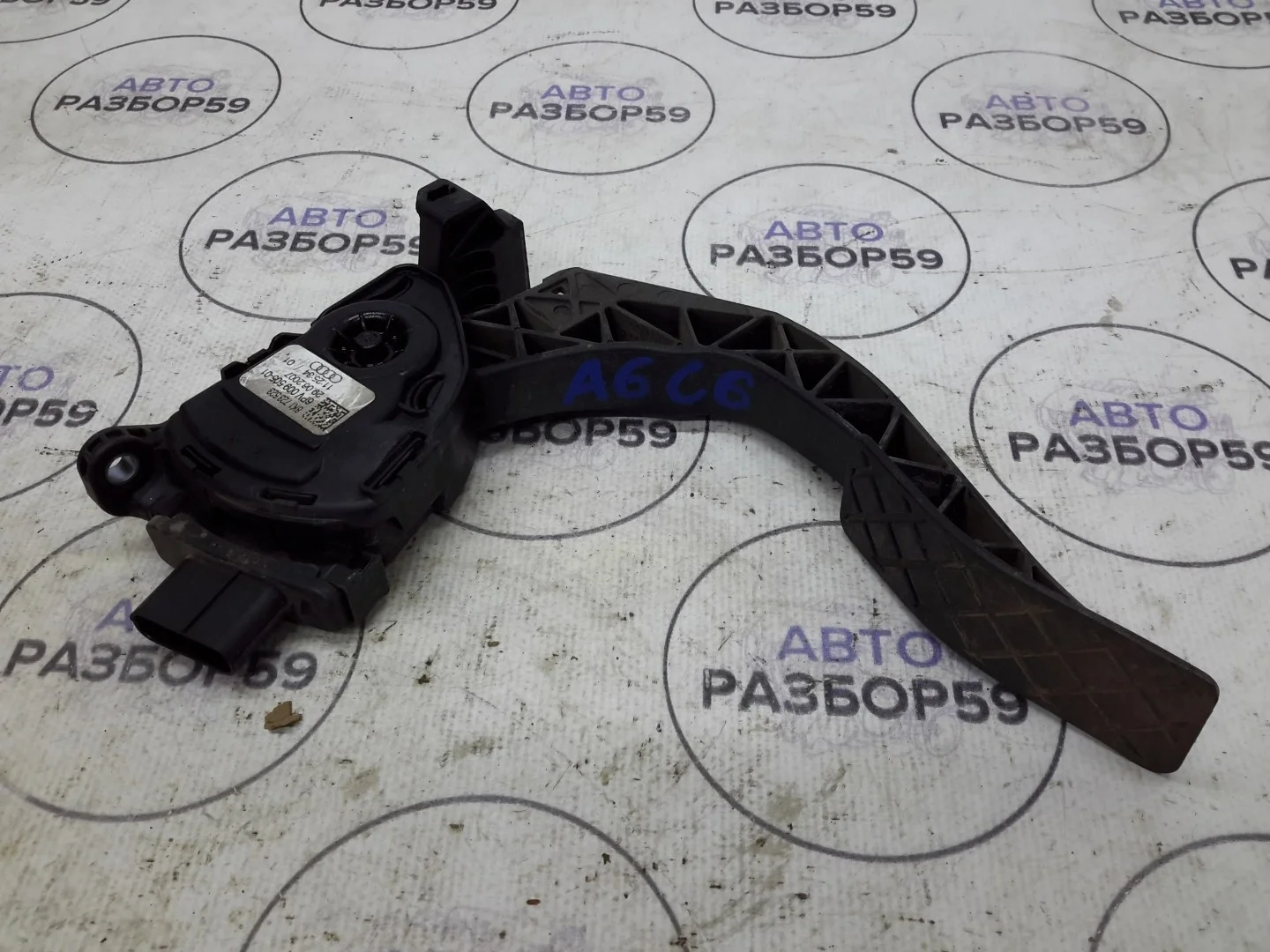 Педаль газа Audi A6 C6