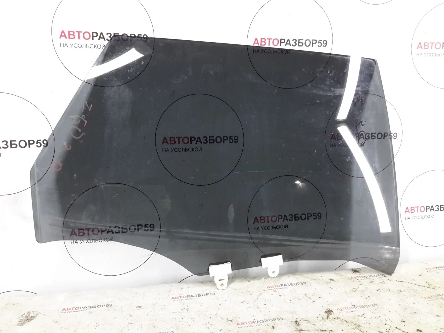Стекло заднее правое Nissan Murano Z50