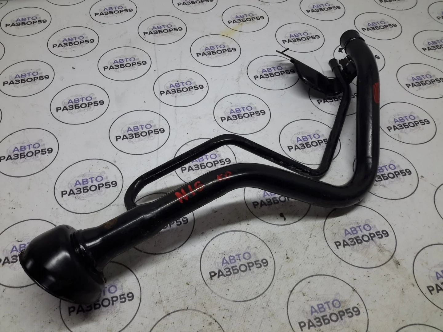 Горловина бака Nissan Almera N16