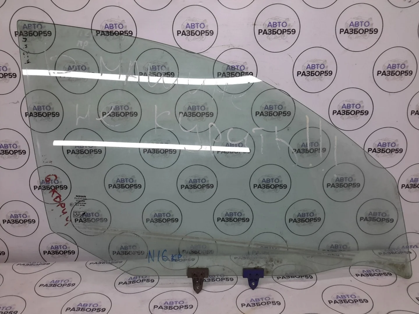 Стекло переднее правое Nissan Almera N16