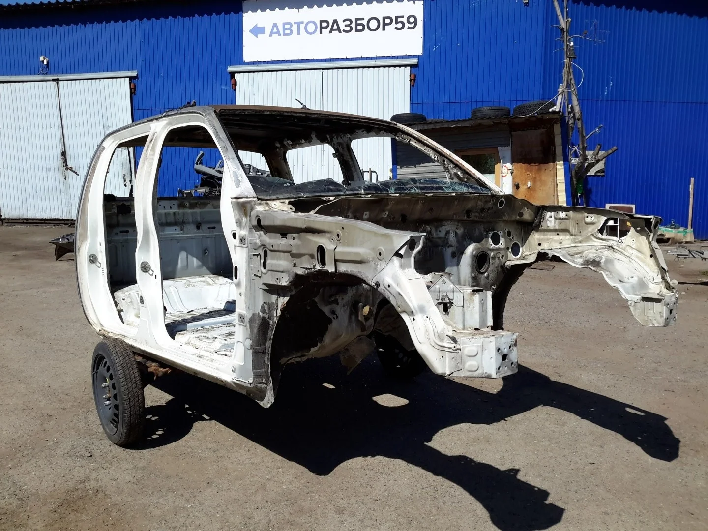 Кузов Nissan Navara D40