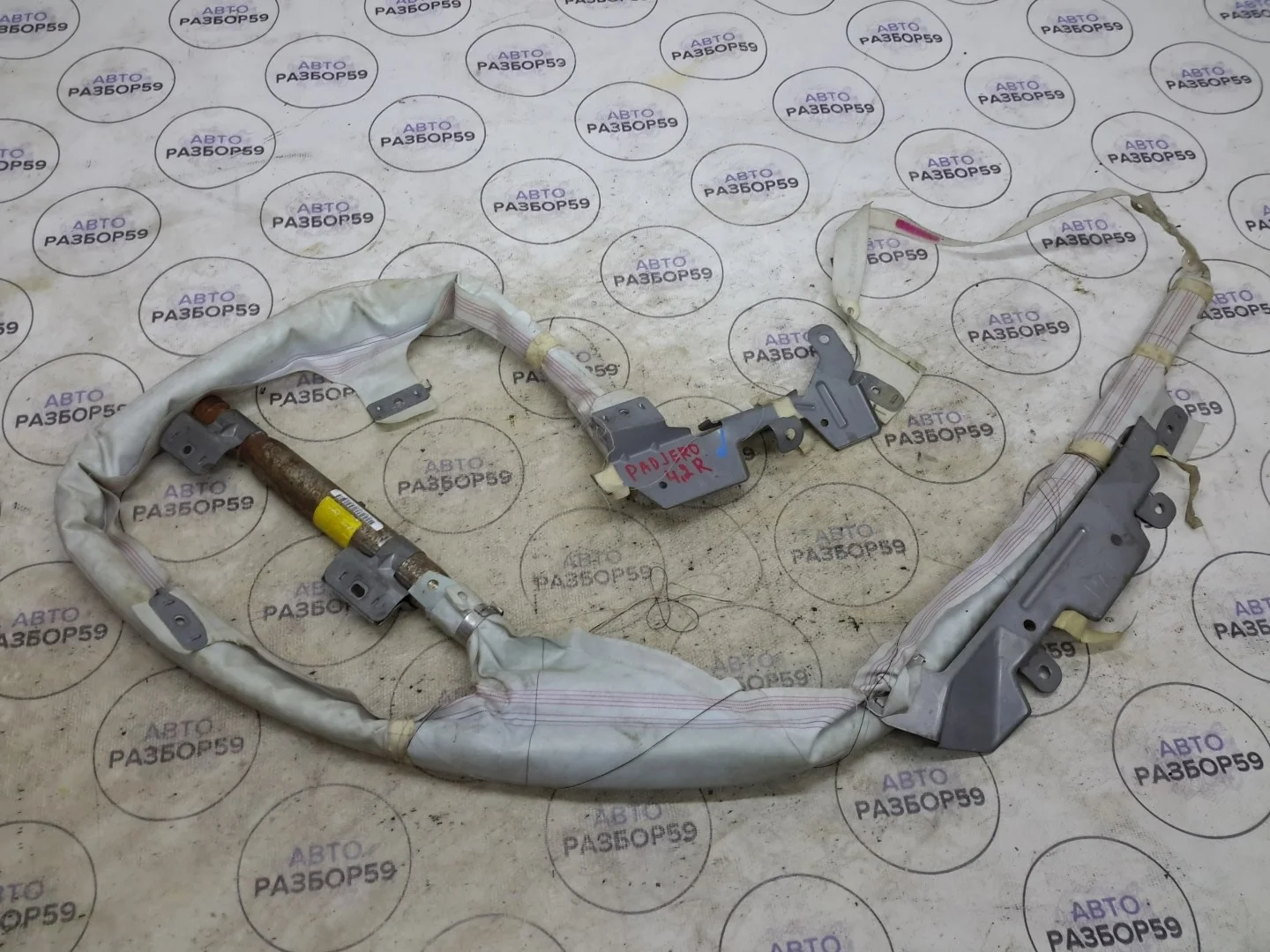 Подушка безопасности Mitsubishi Pajero 4