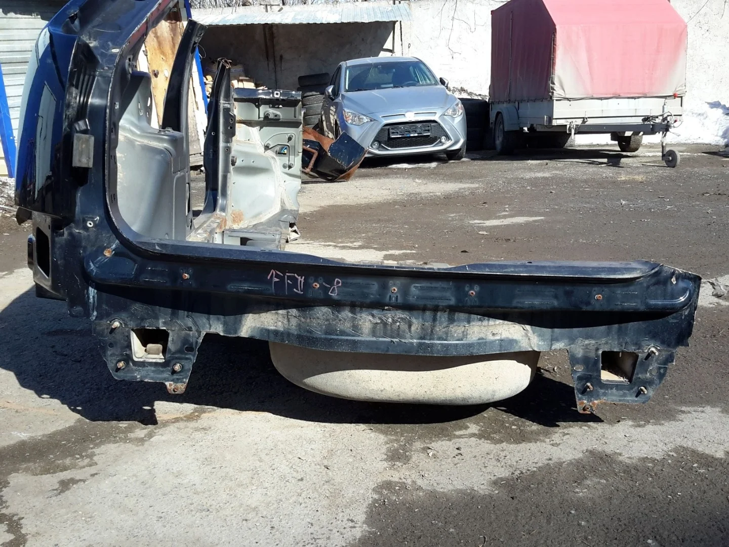 Панель задняя Ford Focus 2