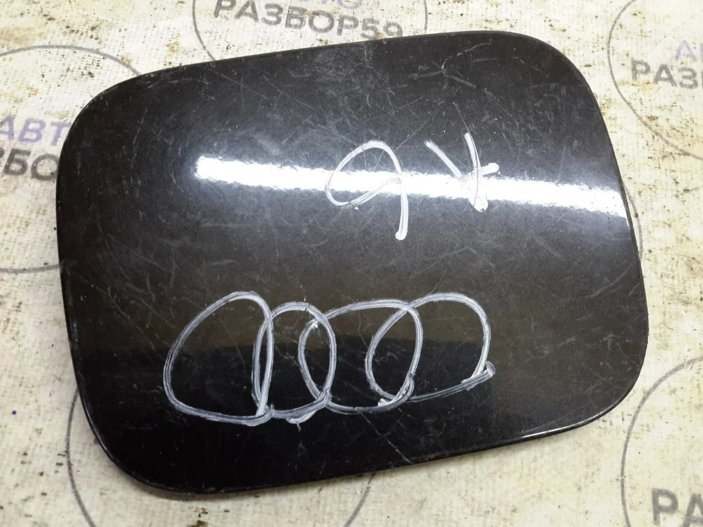 Лючок бензобака Audi A6 C5
