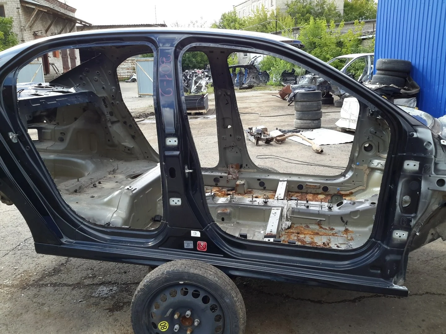 Порог правый Peugeot 301
