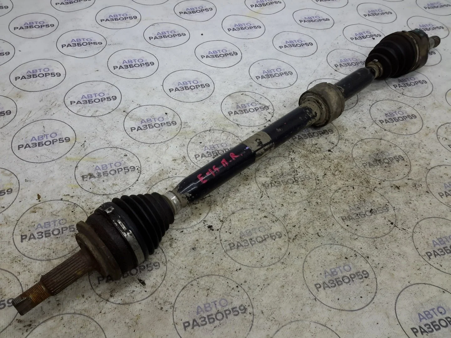 Привод передний правый Toyota Corolla 150
