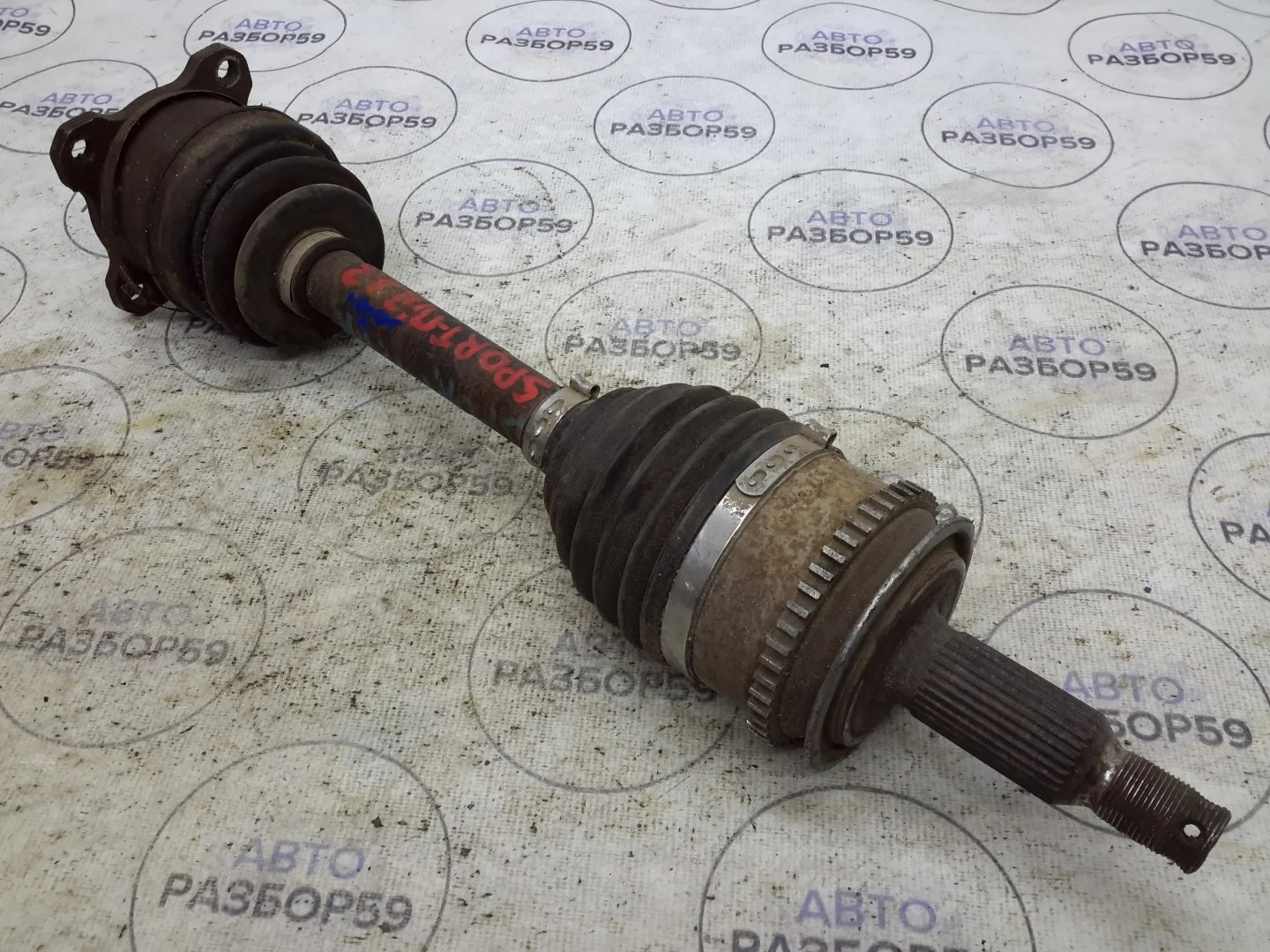 Привод передний правый Mitsubishi Pajero Sport 2