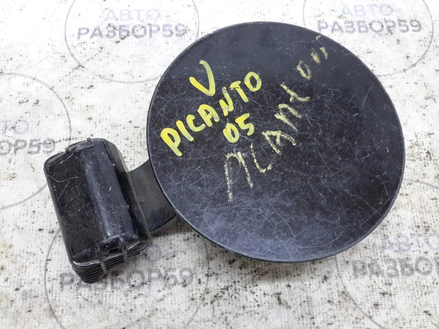 Лючок бензобака KIA Picanto 1