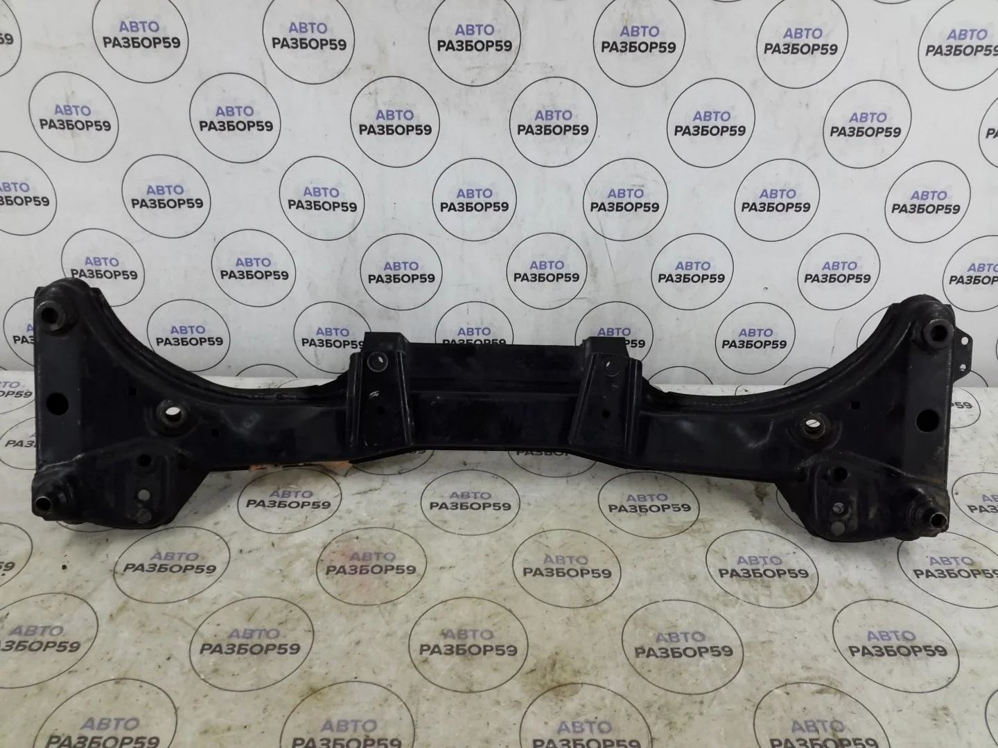 Подрамник передний BMW 3 E46