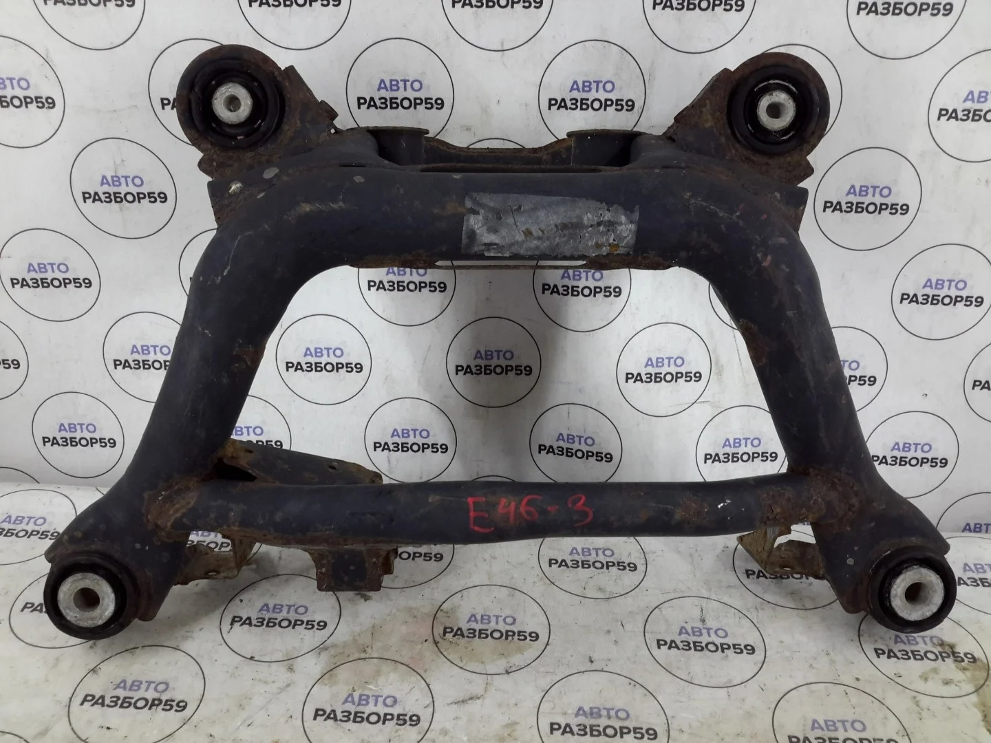 Подрамник задний BMW 3 E46