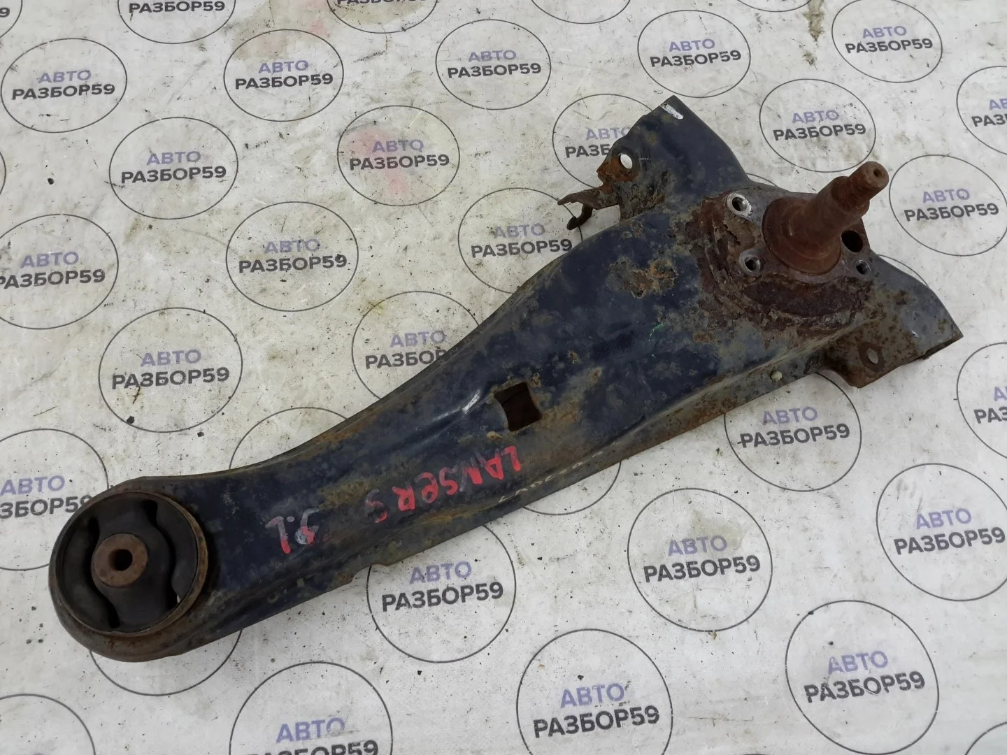 Рычаг задний левый Mitsubishi Lancer 9