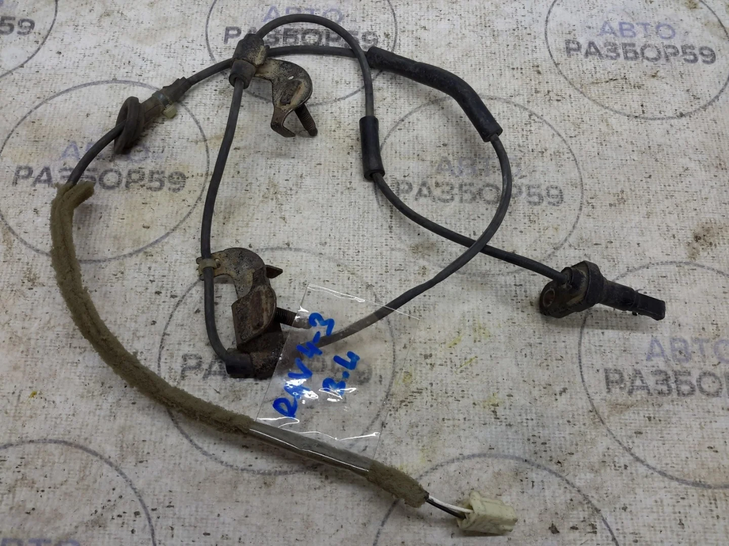 Датчик ABS Toyota RAV4 3