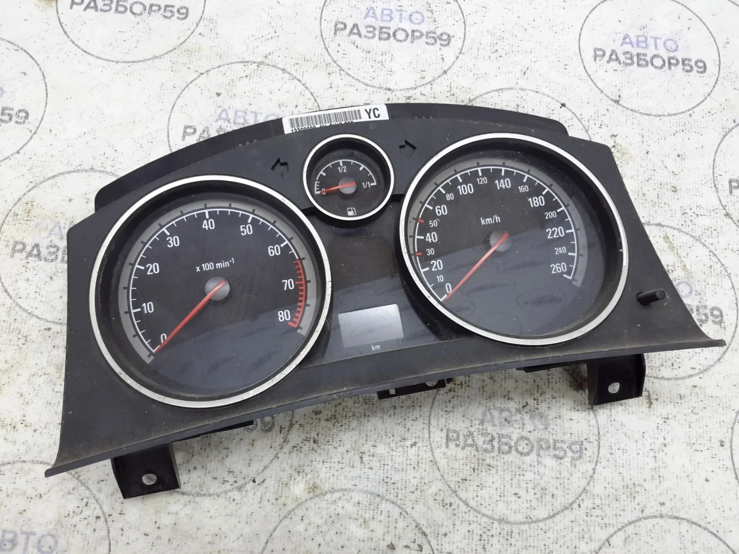 Панель приборов Opel Astra H
