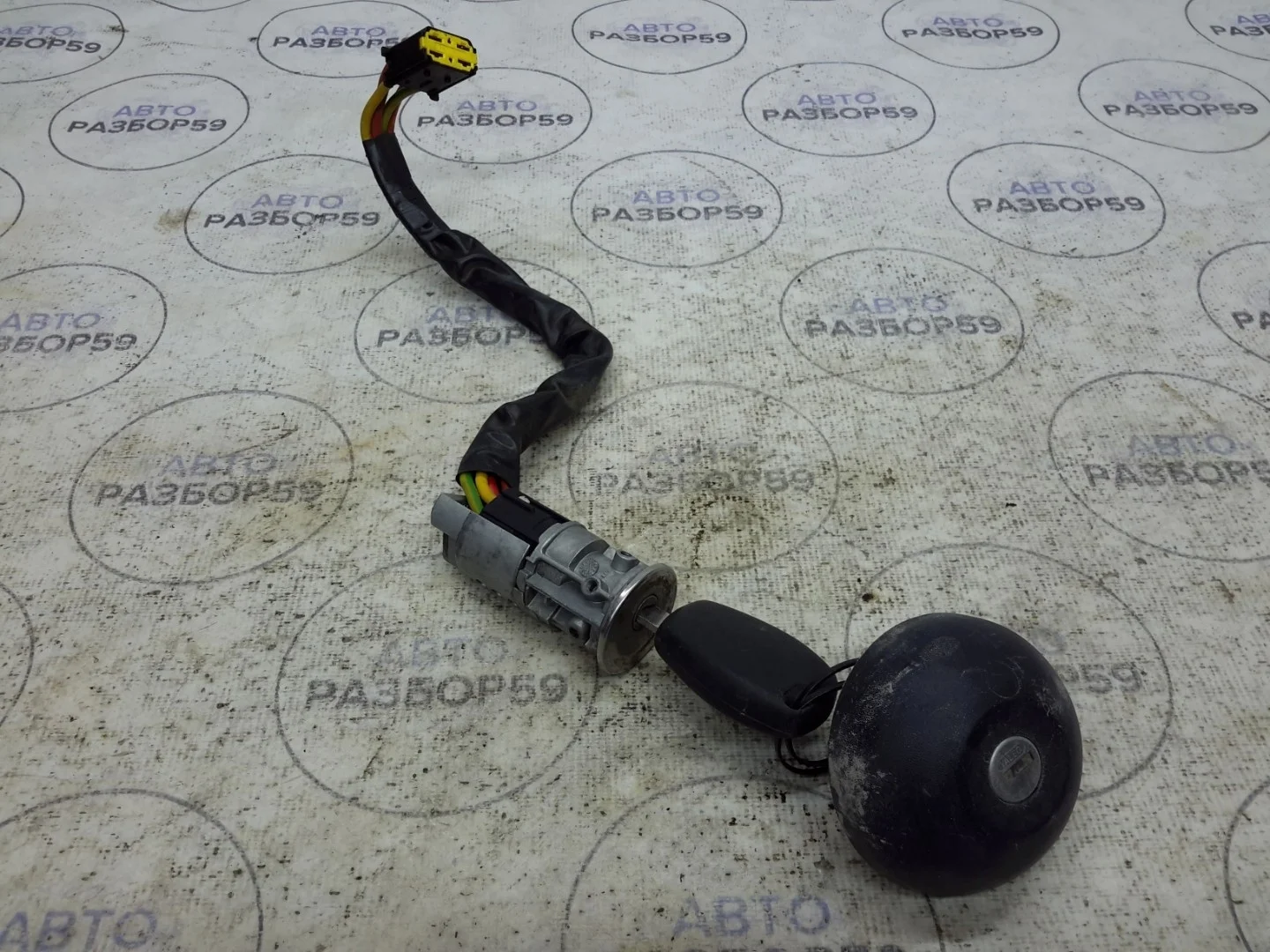 Замок зажигания Renault Logan 1