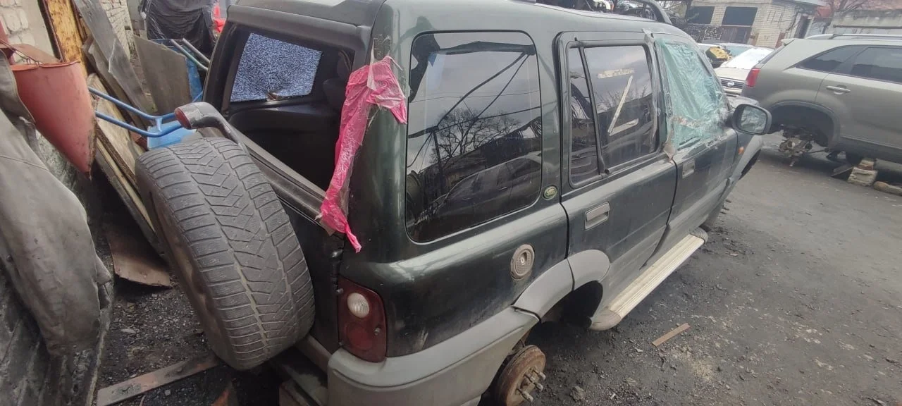Фонарь правый Land Rover Freelander L314 1998-2006 2.0D (111Hp) (204D3) 4WD MT