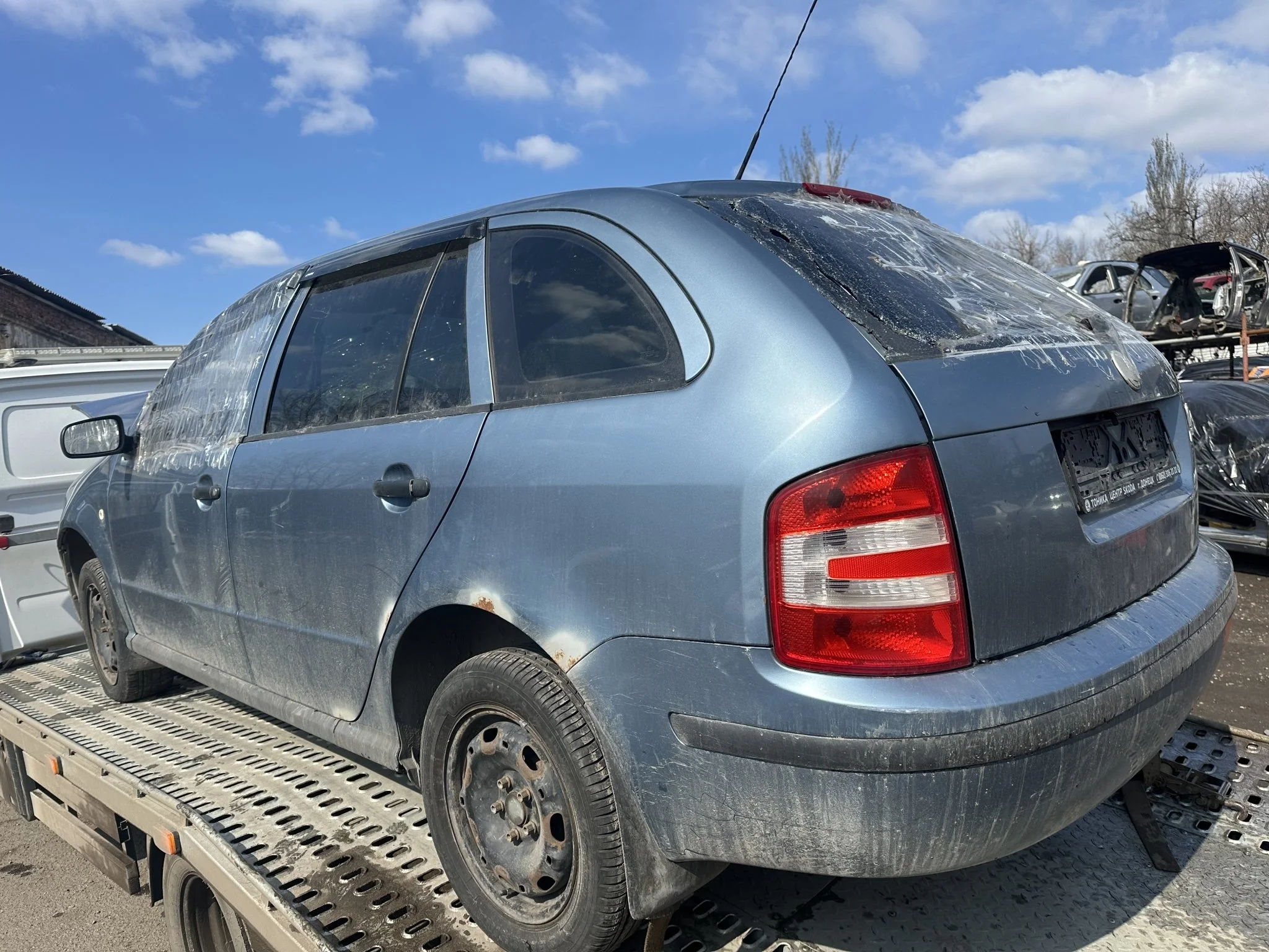 Бампер задний Skoda Fabia Praktik 2002-2007 1.2 (64Hp) (BME) FWD MT