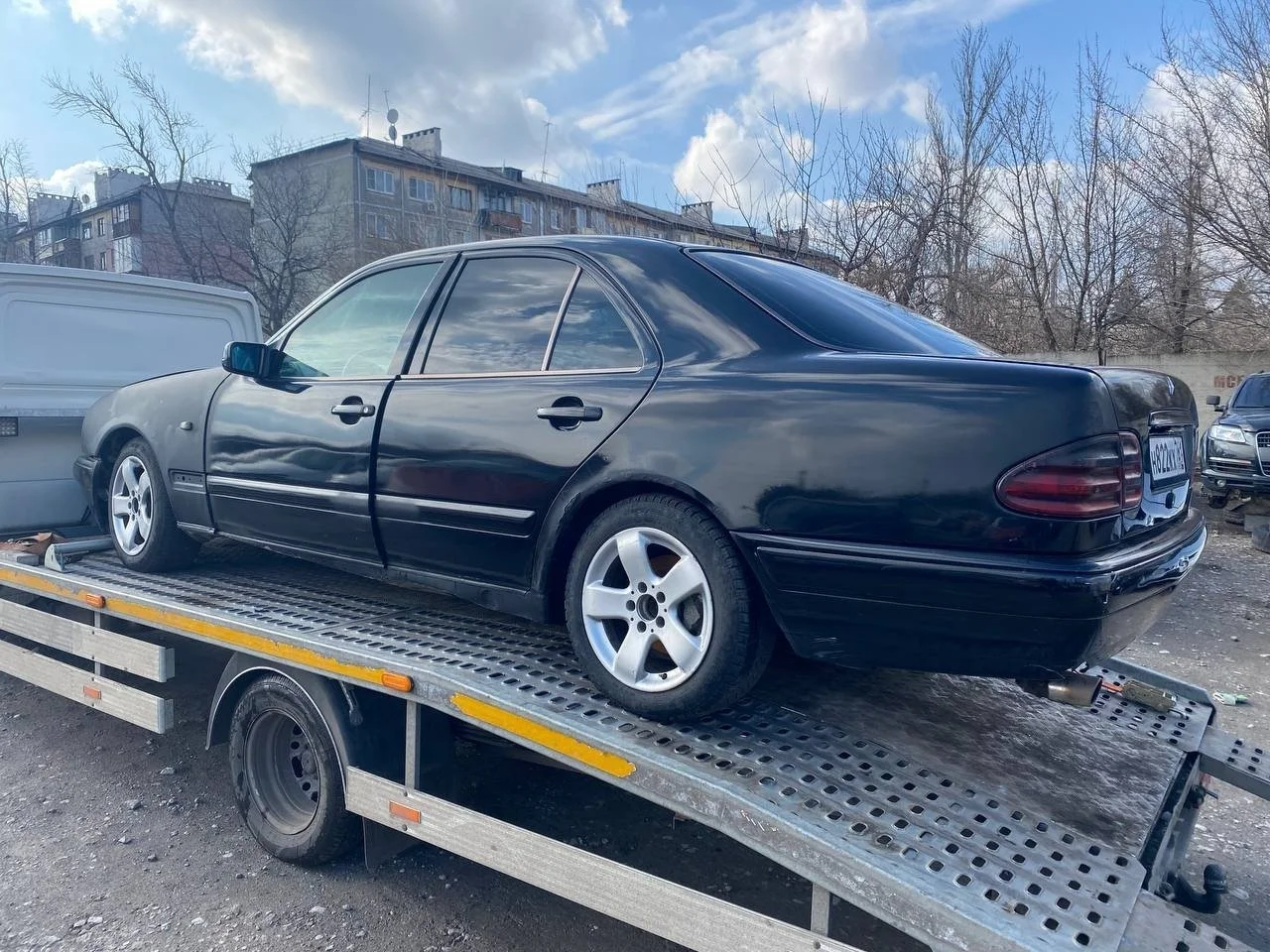 Крыло левое Mercedes-Benz E class W210 1995-2002 2.3 (150Hp) (111.970) RWD AT