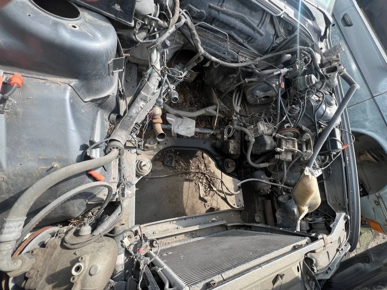 Балка переднего моста BMW 7er Е32 1986-1994 3.0 (188Hp) (M30B30) RWD AT