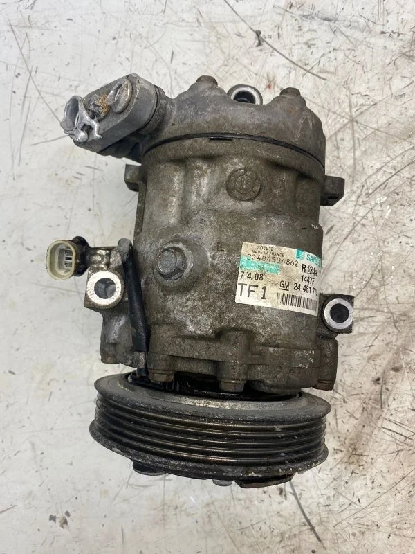 Компрессор кондиционера Opel Astra H 2004—2007