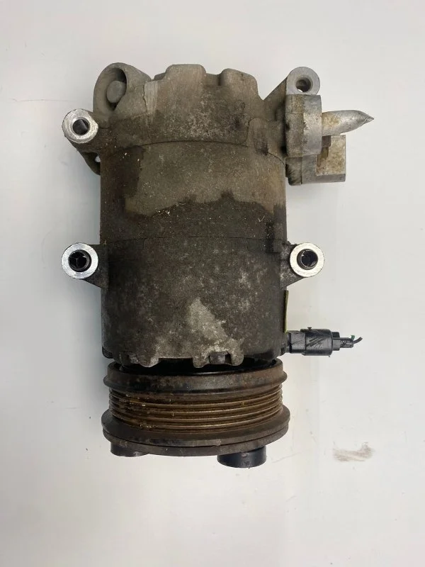 Компрессор кондиционера Ford Focus 2 2004—2008