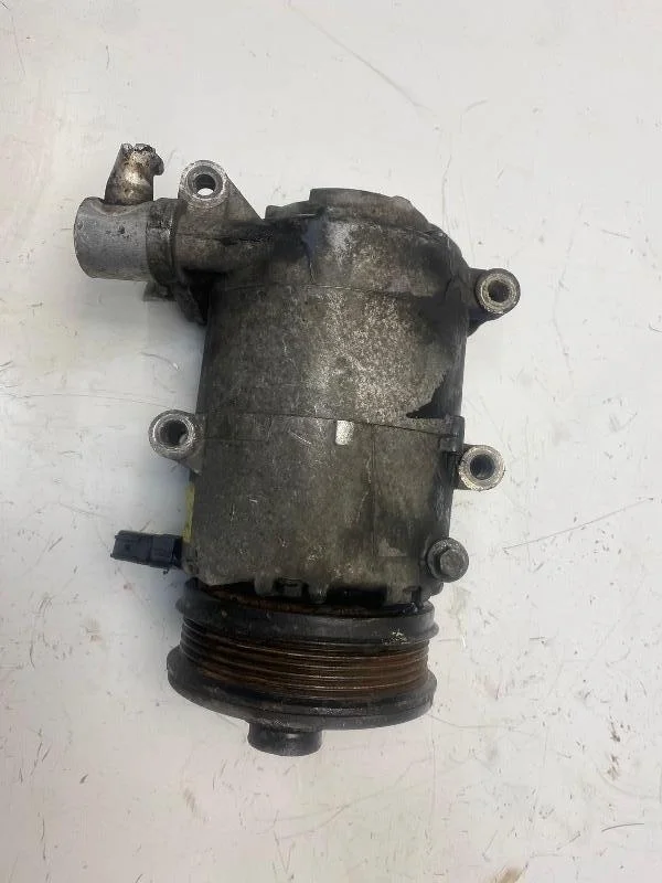 Компрессор кондиционера Ford Focus 2 2004—2008