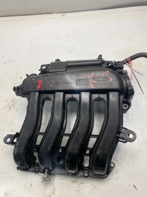 Коллектор впускной Renault Megane 2 2002-2009
