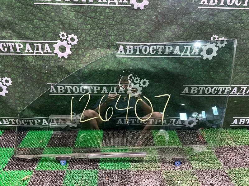 Стекло двери Lexus GX460 2009-2022