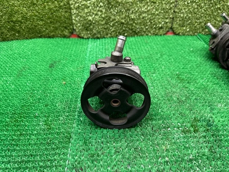 Насос гур Toyota