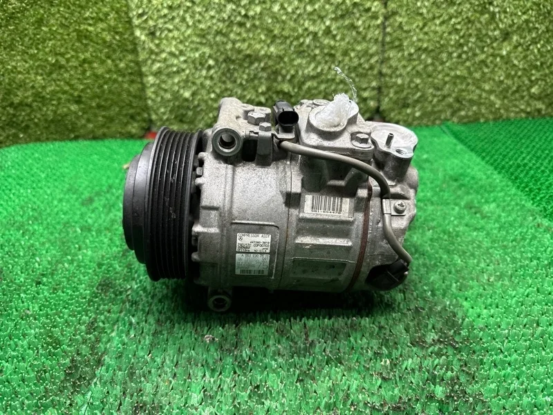 Компрессор кондиционера Mercedes W221