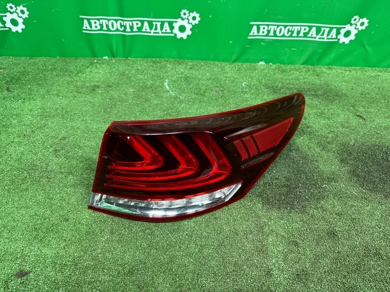 Фонарь Lexus LS 2012-2017