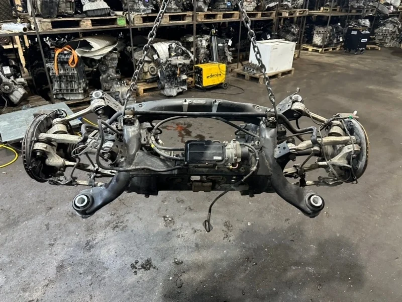Подрамник Lexus LS 2006-2017