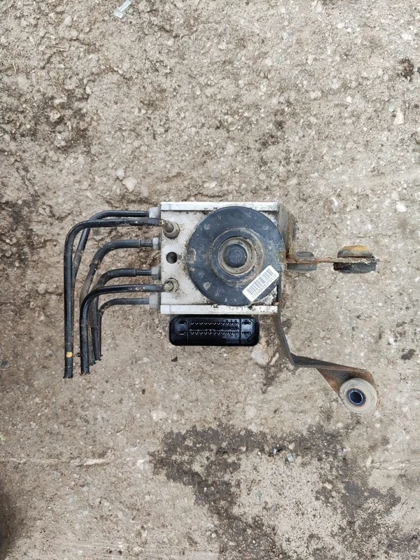 Блок ABS Mazda 3 BK Z6 2007