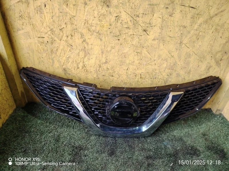 Решетка радиатора Nissan Qashqai J11 2013