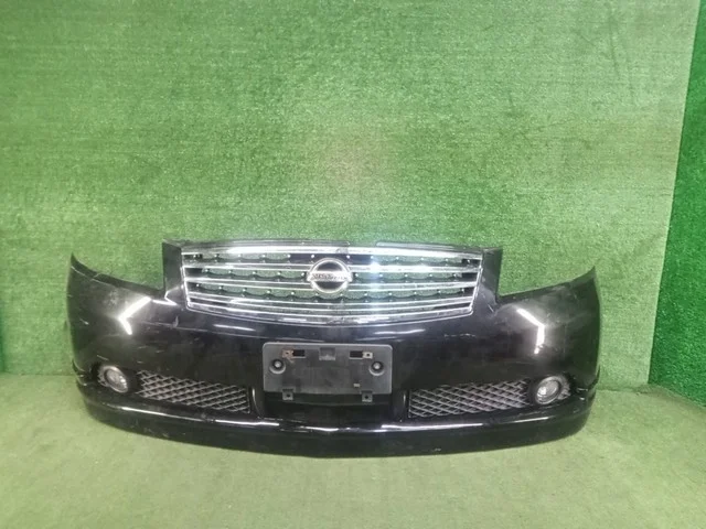 Бампер передний (царапины) Y50 INFINITI INFINITI M35 Y50 2005-2010, NISSAN FUGA I Y50 2004-2007