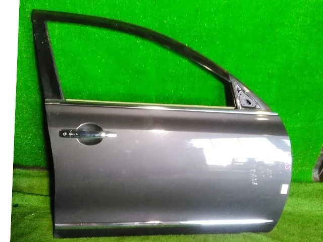 Дверь передняя правая (замят угол) J32 NISSAN TEANA J32 2008-2012, TEANA J32 2011-2014