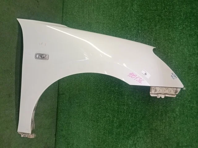 Крыло переднее правое (царапина) G11 NISSAN BLUEBIRD SYLPHY II G11 2005-2012