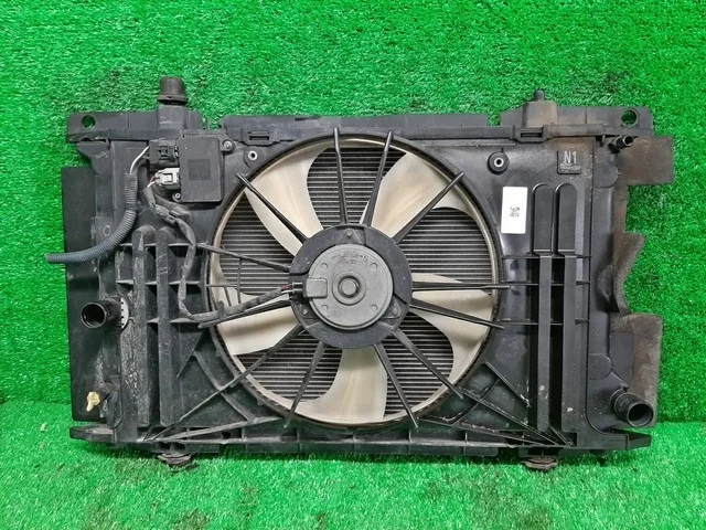 Радиатор охлаждения двигателя NZE154 TOYOTA AURIS E150 2006-2010, AURIS E150 2010-2013