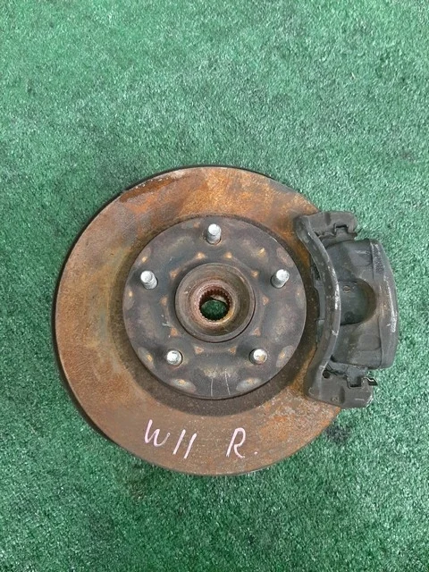 Кулак поворотный правый W11 NISSAN AVENIR II W11 1998-2005, LIBERTY / PRAIRIE M12 1998-2001, LIBERTY / PRAIRIE M12 2001-2004